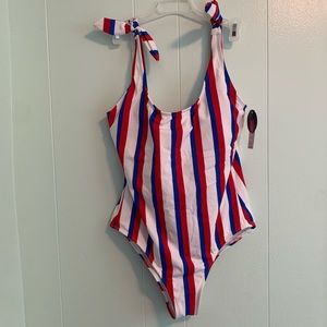 Teen/Women’s One Piece Bathing Suit